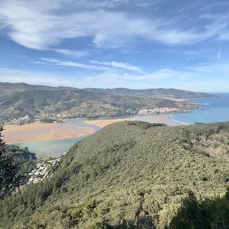 Villa Kanala, Estupendas Vistas Al Urdaibai *
