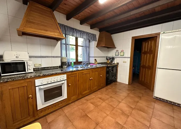 Kanala, Estupendas Vistas Al Urdaibai * Canala